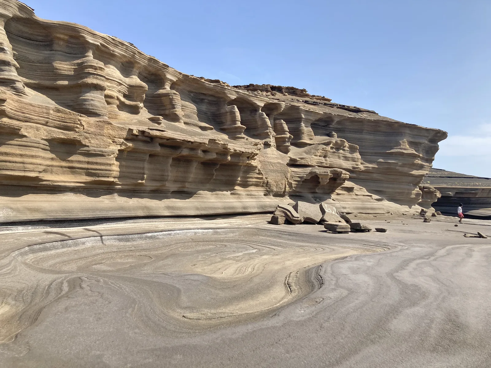 Carberinho sandstone rock formations near Praia Branca, São Nicolau, Cape Verde